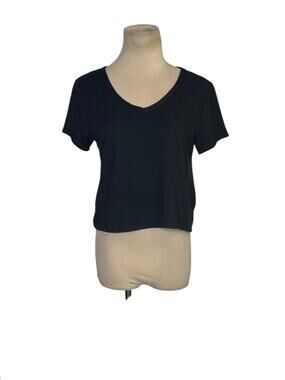 Olivia Ray black short sleeves v neck tee size large